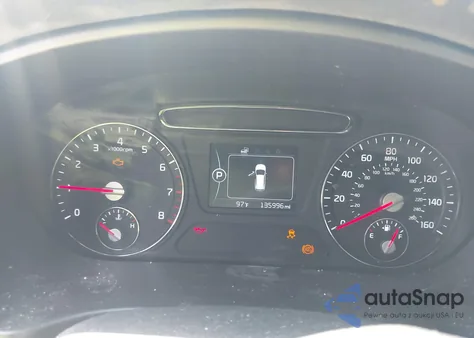 2018 Kia Sorento 2.4L Lx z USA, uszkodzony, nr VIN 5XYPG4A37JG378483